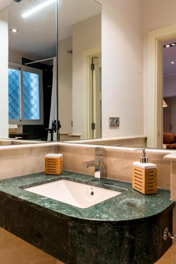 Quevedo Suite เซบีญา ภายนอก รูปภาพ